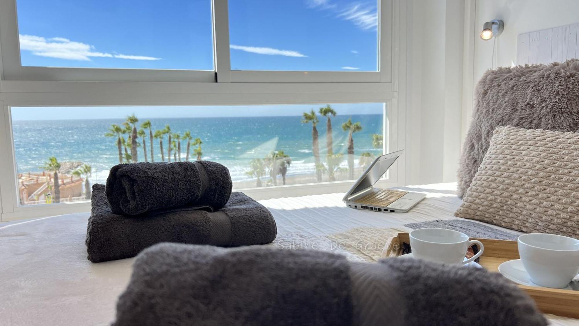 Love Nest By The Sea Wake Up With Ocean Views In Every Room Ruselo R408 Torrox Dış mekan fotoğraf