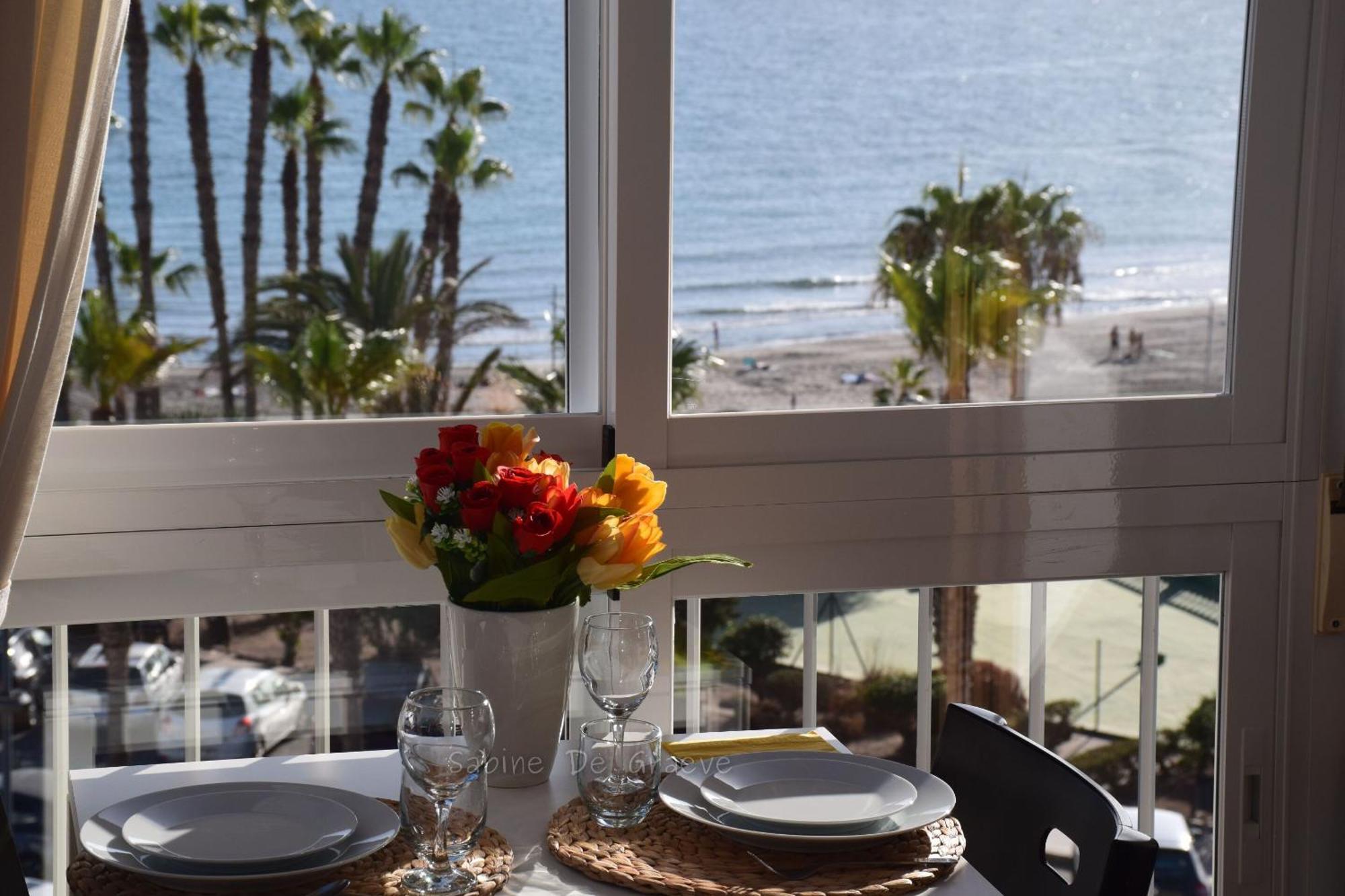Love Nest By The Sea Wake Up With Ocean Views In Every Room Ruselo R408 Torrox Dış mekan fotoğraf
